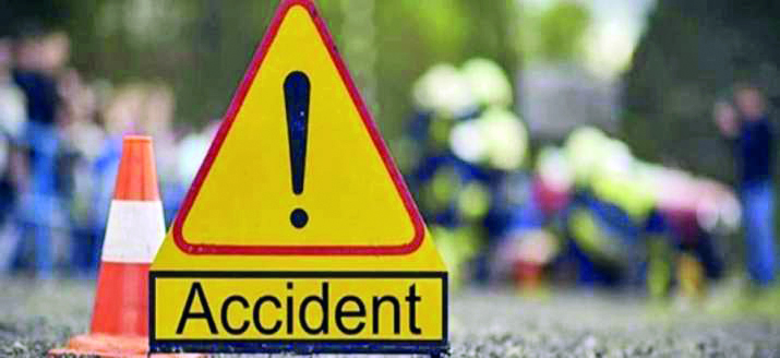 Salt Lake: 1 dead, 9 hurt as bus rams into tree Salt Lake: 1 dead, 9 hurt as bus rams into tree