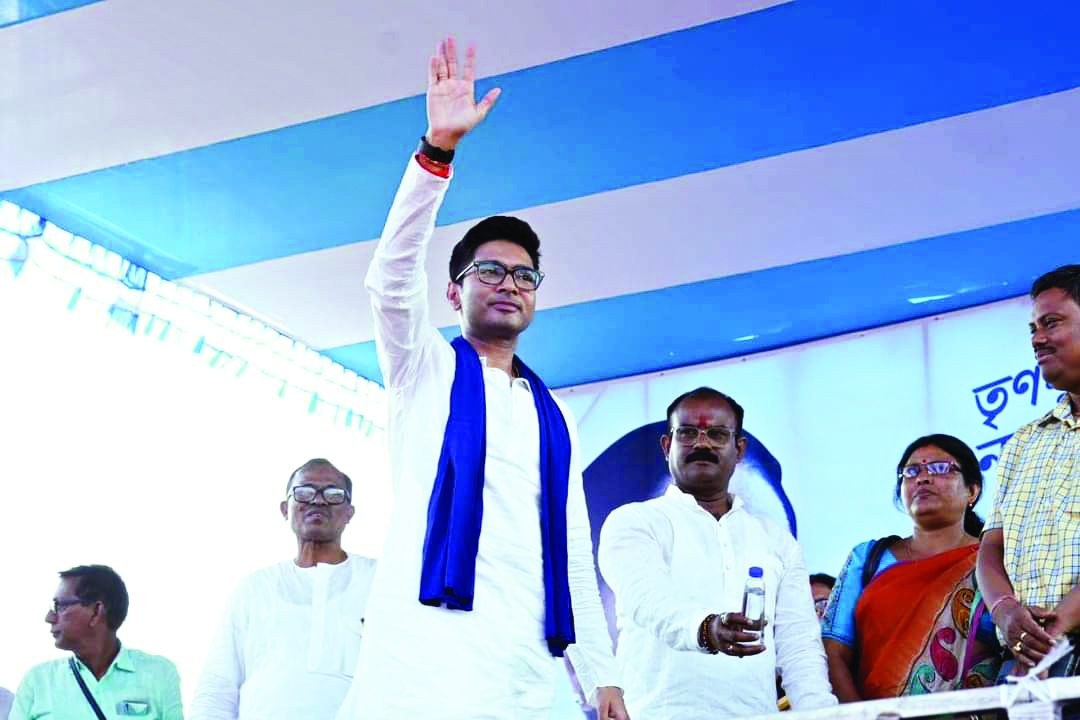 Abhishek launches ‘Jana Sanjog Yatra’, says BJP’s ‘communal’ narrative won’t hold ground Abhishek launches ‘Jana Sanjog Yatra’, says BJP’s ‘communal’ narrative won’t hold ground