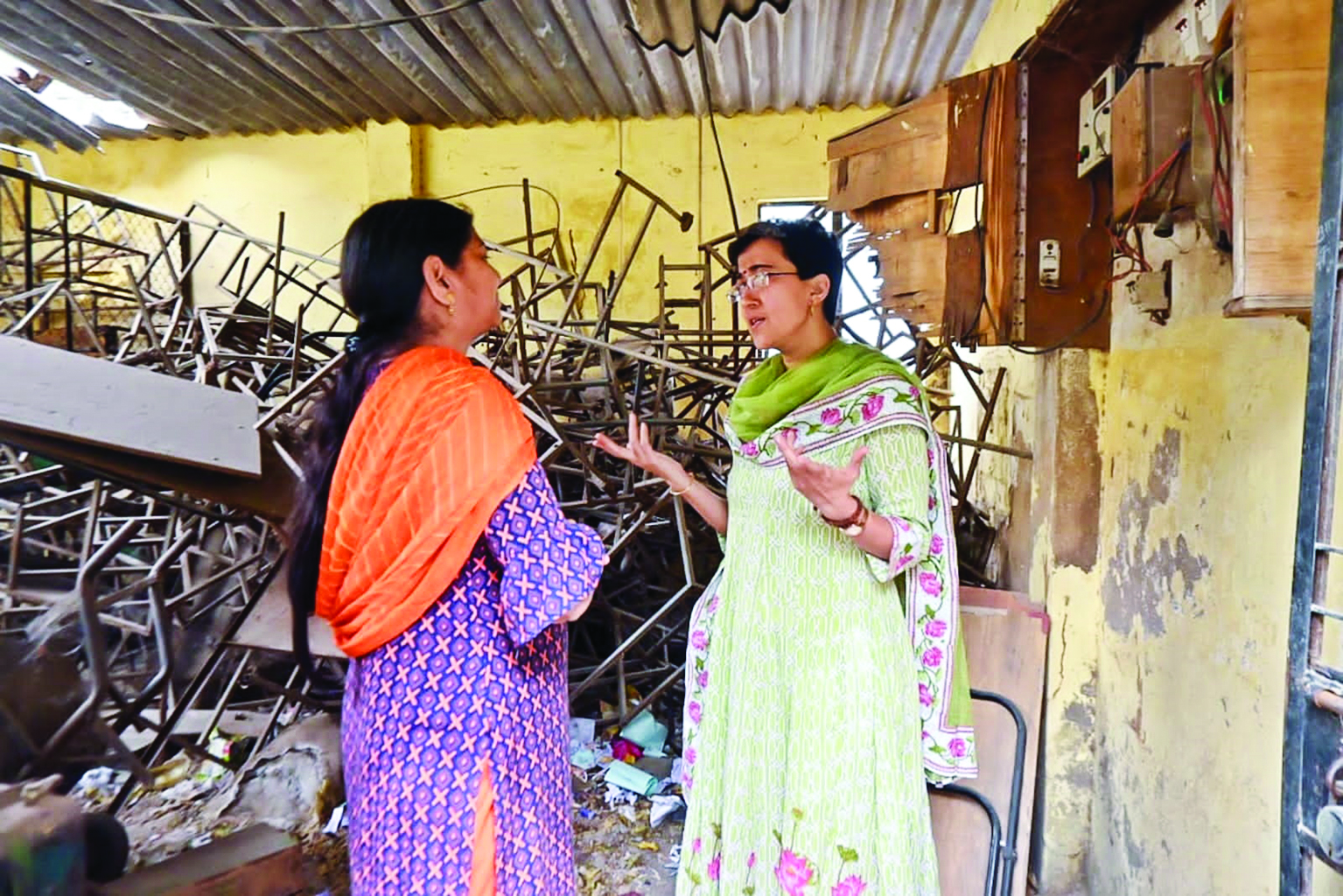 Min Atishi conducts surprise inspection of MCD school Min Atishi conducts surprise inspection of MCD school