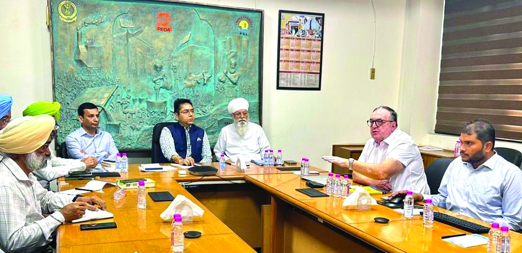 Punjab min explores solution for agro-residue