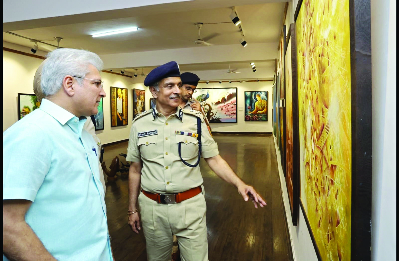 Min inaugurates electric roti-making machine & fitness centre at Tihar Jail