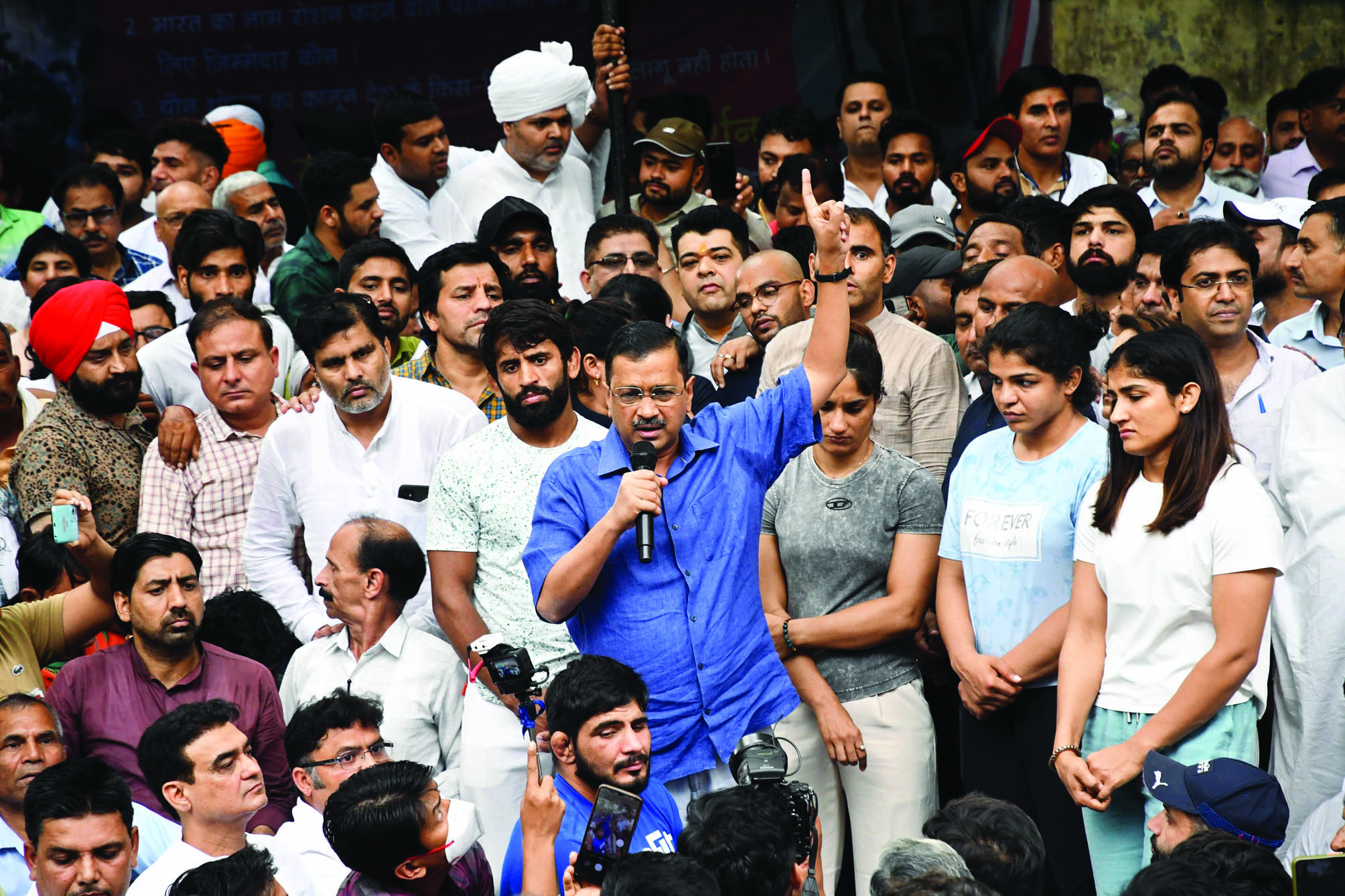 CM Kejriwal meets protesting wrestlers