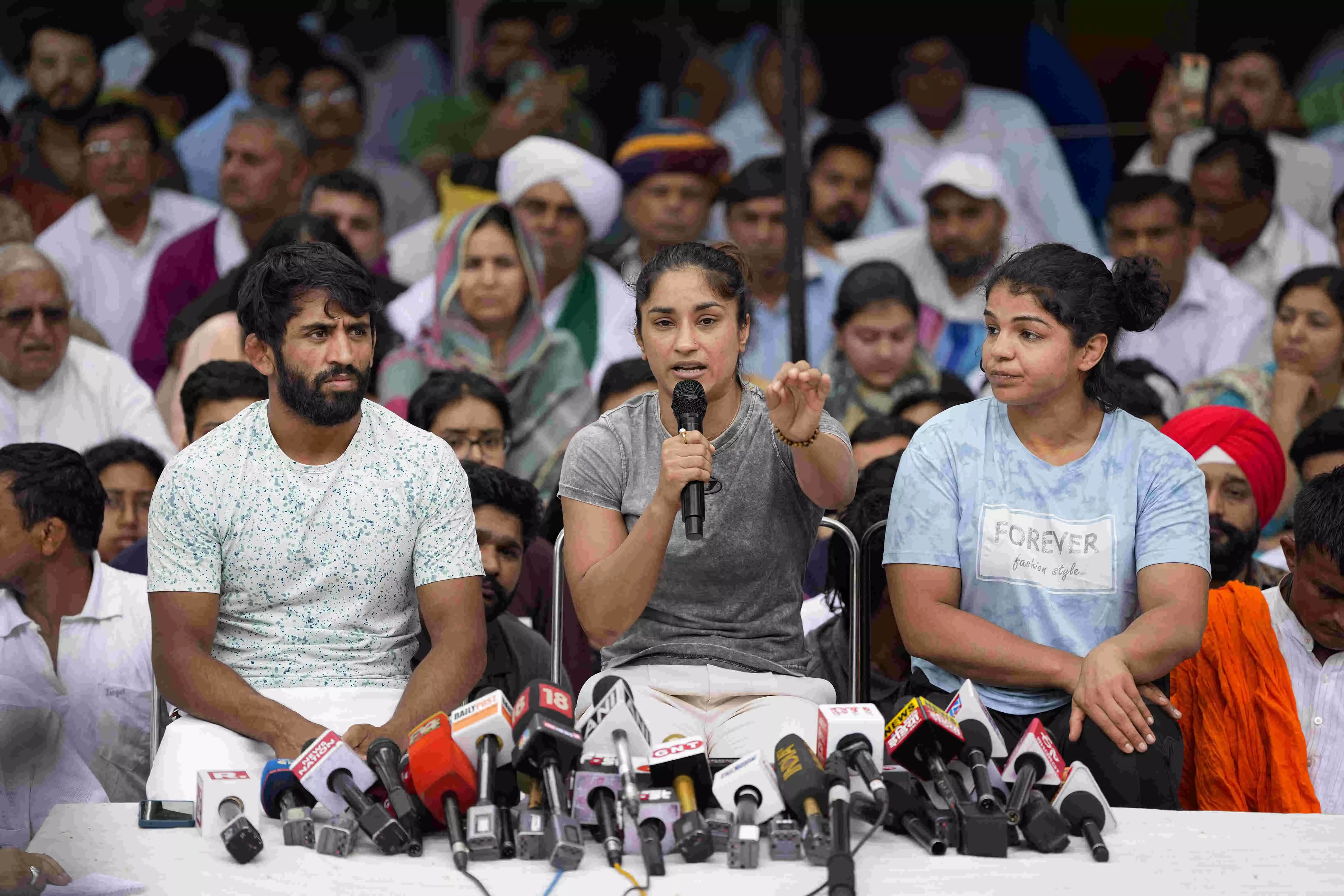Some people trying to take our protest   in different direction, say wrestlers