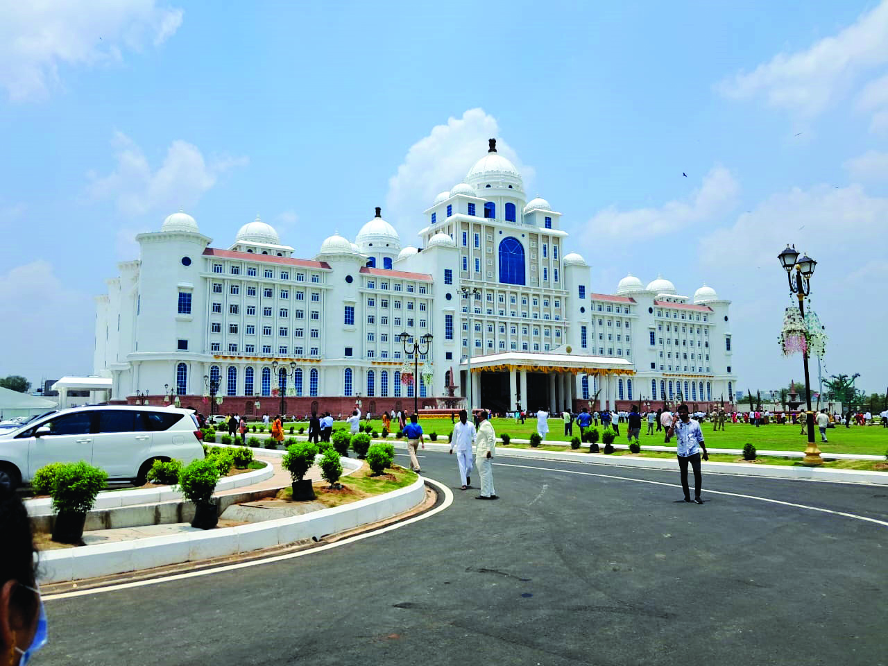 KCR inaugurates new Secretariat complex KCR inaugurates new Secretariat complex