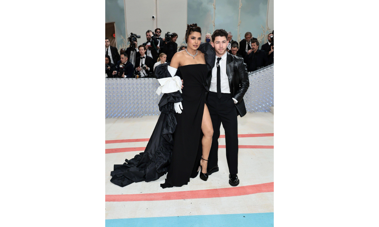 Met Gala 2023: Priyanka Chopra, husband Nick Jonas twin in black Met Gala 2023: Priyanka Chopra, husband Nick Jonas twin in black