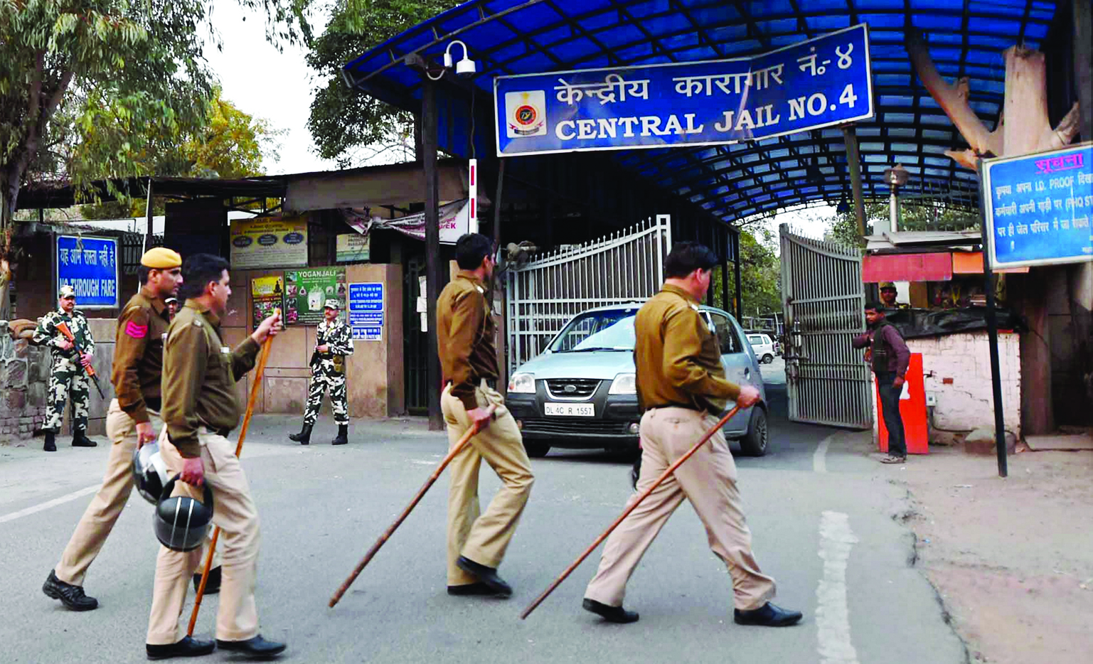Gangster Tillu Tajpuriya killed in Tihar jail by rival gang members Gangster Tillu Tajpuriya killed in Tihar jail by rival gang members