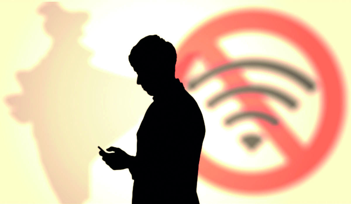 Manipur: Curfew in 8 districts, mobile internet suspended