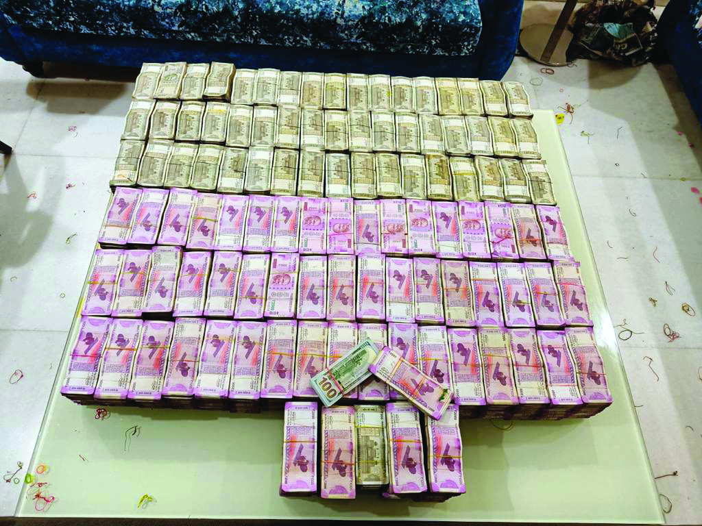 CBI arrests ex-WAPCOS CMD Rajinder Gupta, son CBI arrests ex-WAPCOS CMD Rajinder Gupta, son