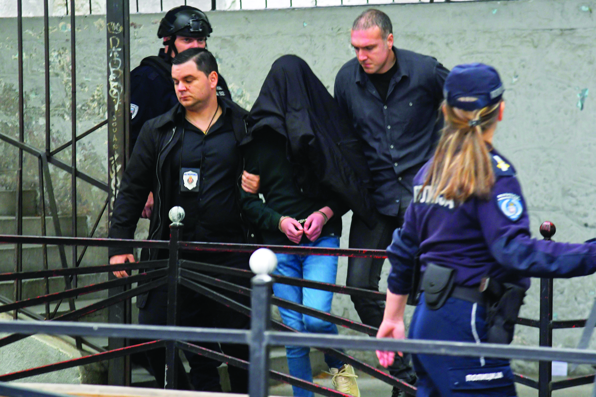 Teenage boy kills 8 children, guard at school in Belgrade