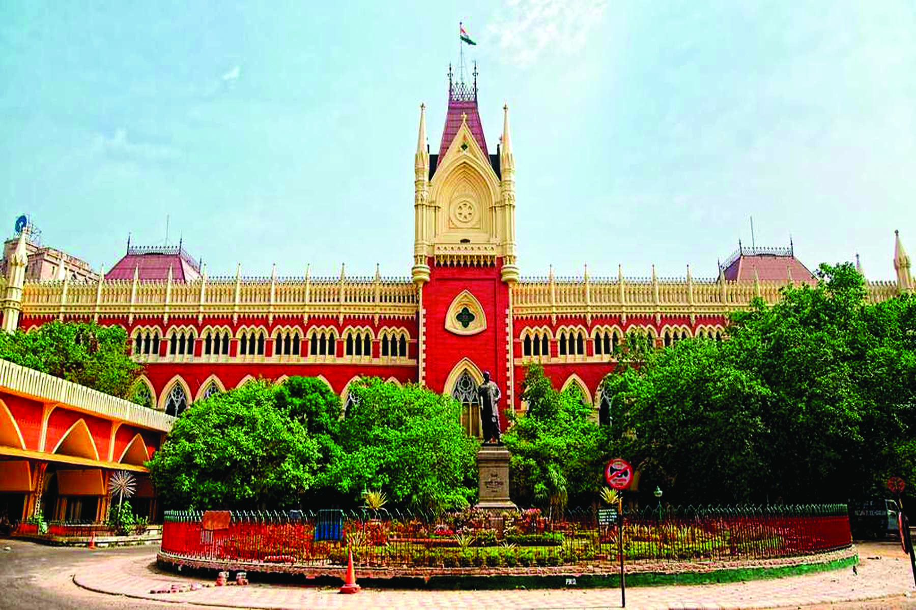 Justice Rajasekhar Mantha recuses himself from   hearing two cases related to Suvendu Adhikari