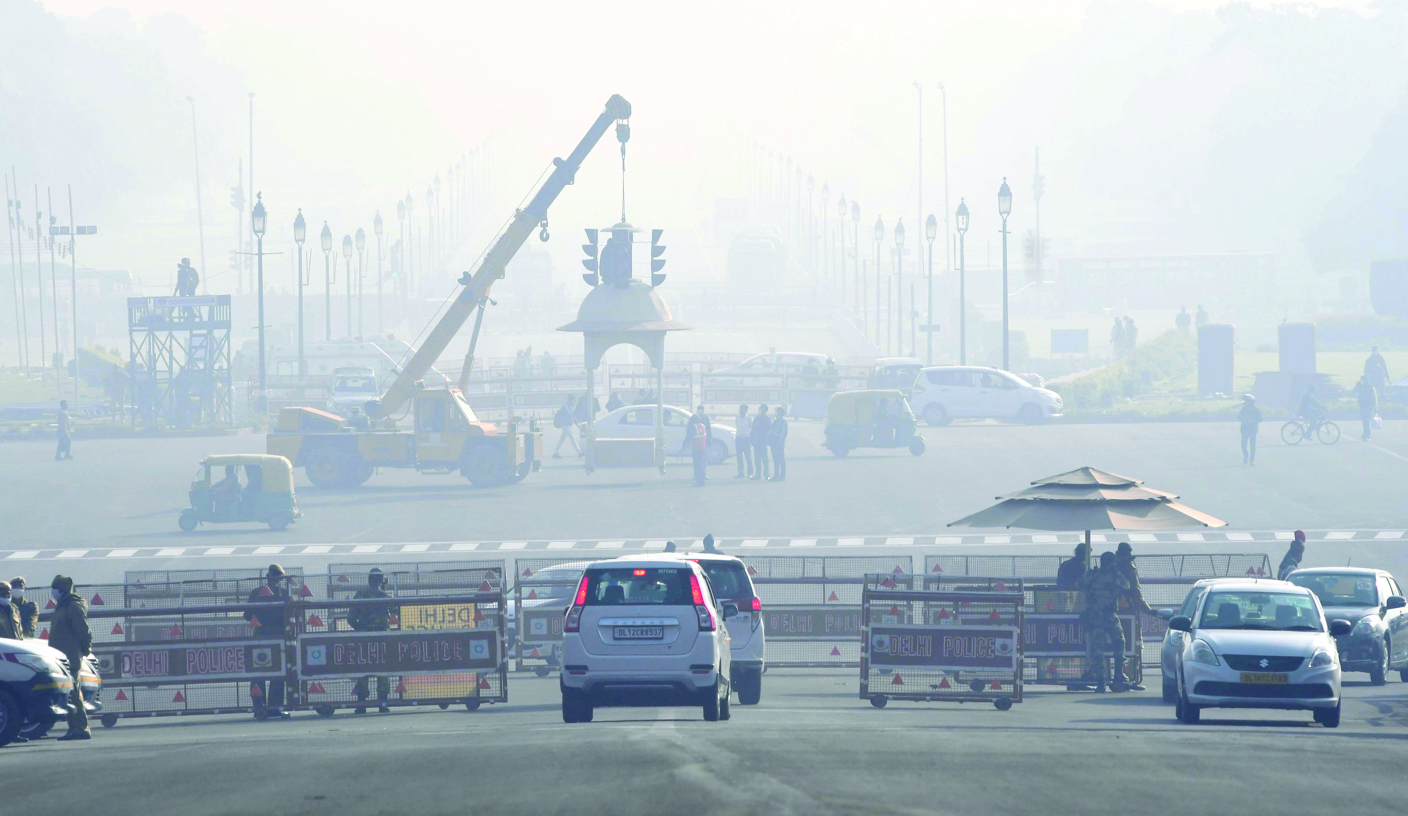 Delhi sees dense fog in May