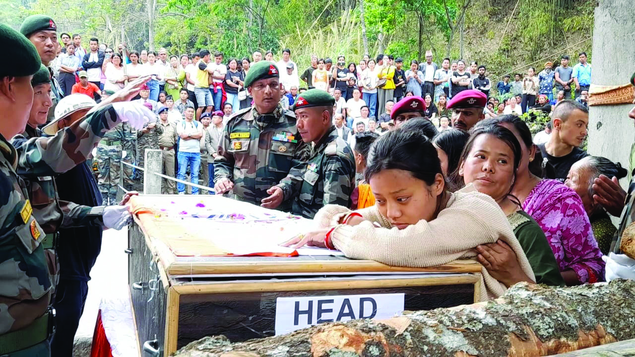 J&K anti-terror ops: Darj bids adieu to its ‘brave son’ J&K anti-terror ops: Darj bids adieu to its ‘brave son’