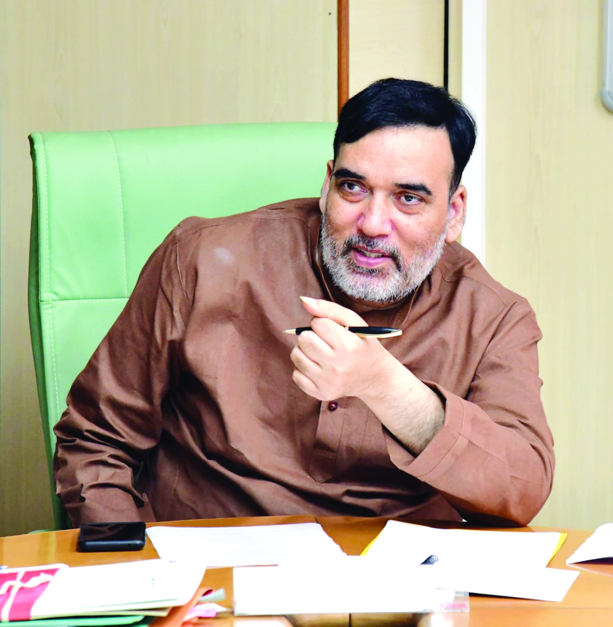 Govt launches campaign to curb dust pollution