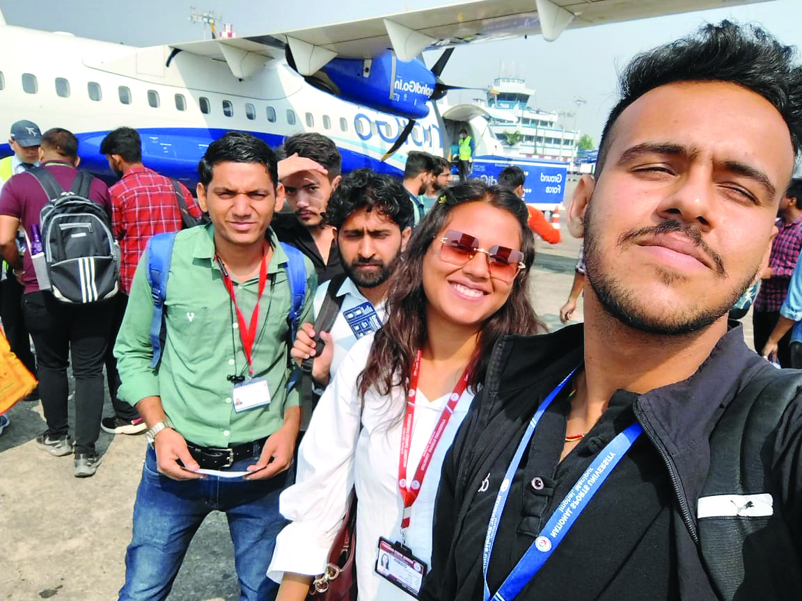 Himachal CM pays Rs 60K for students’ evacuation from Manipur Himachal CM pays Rs 60K for students’ evacuation from Manipur