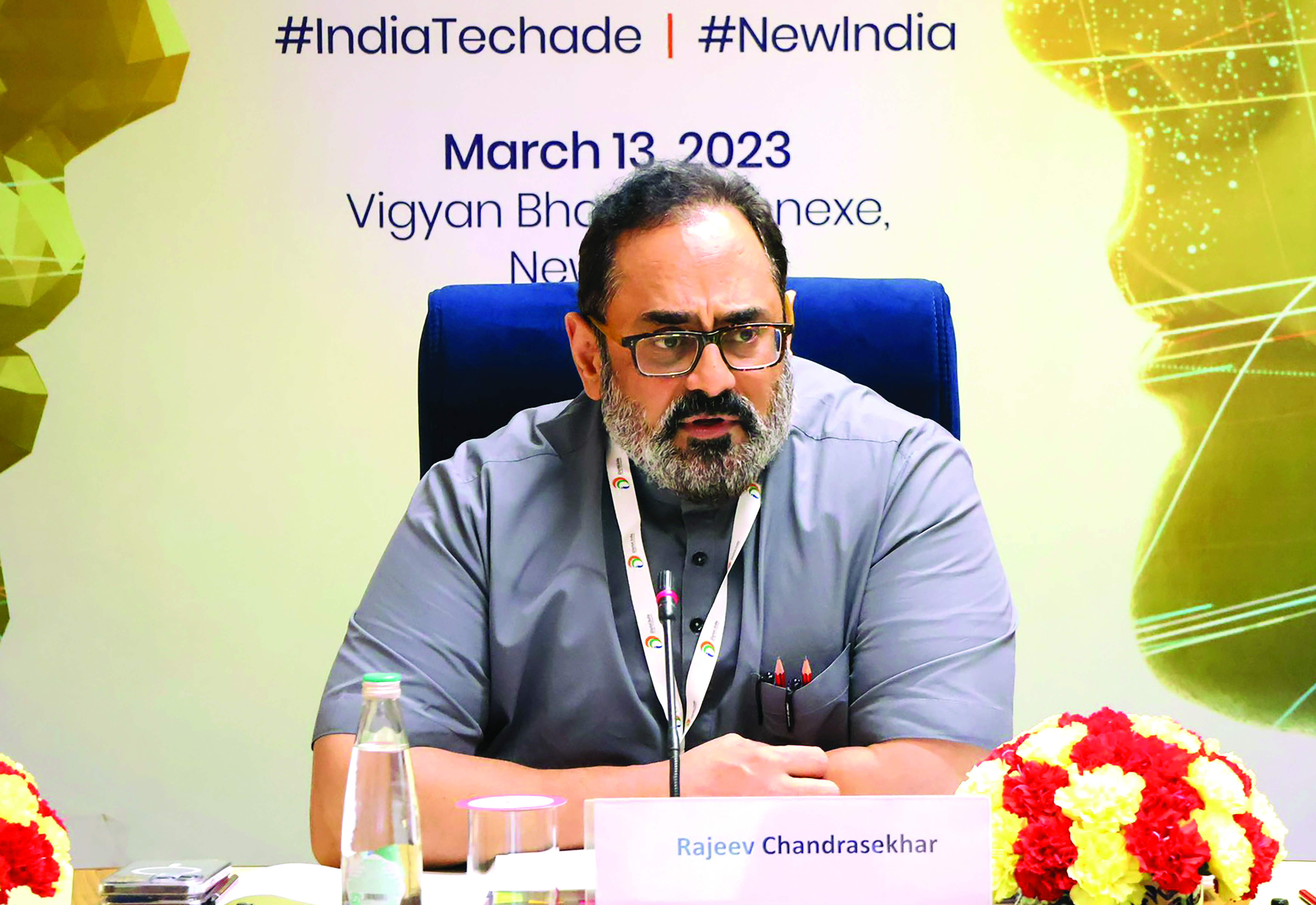 IT Ministry to send notice to WhatsApp, says Chandrasekhar