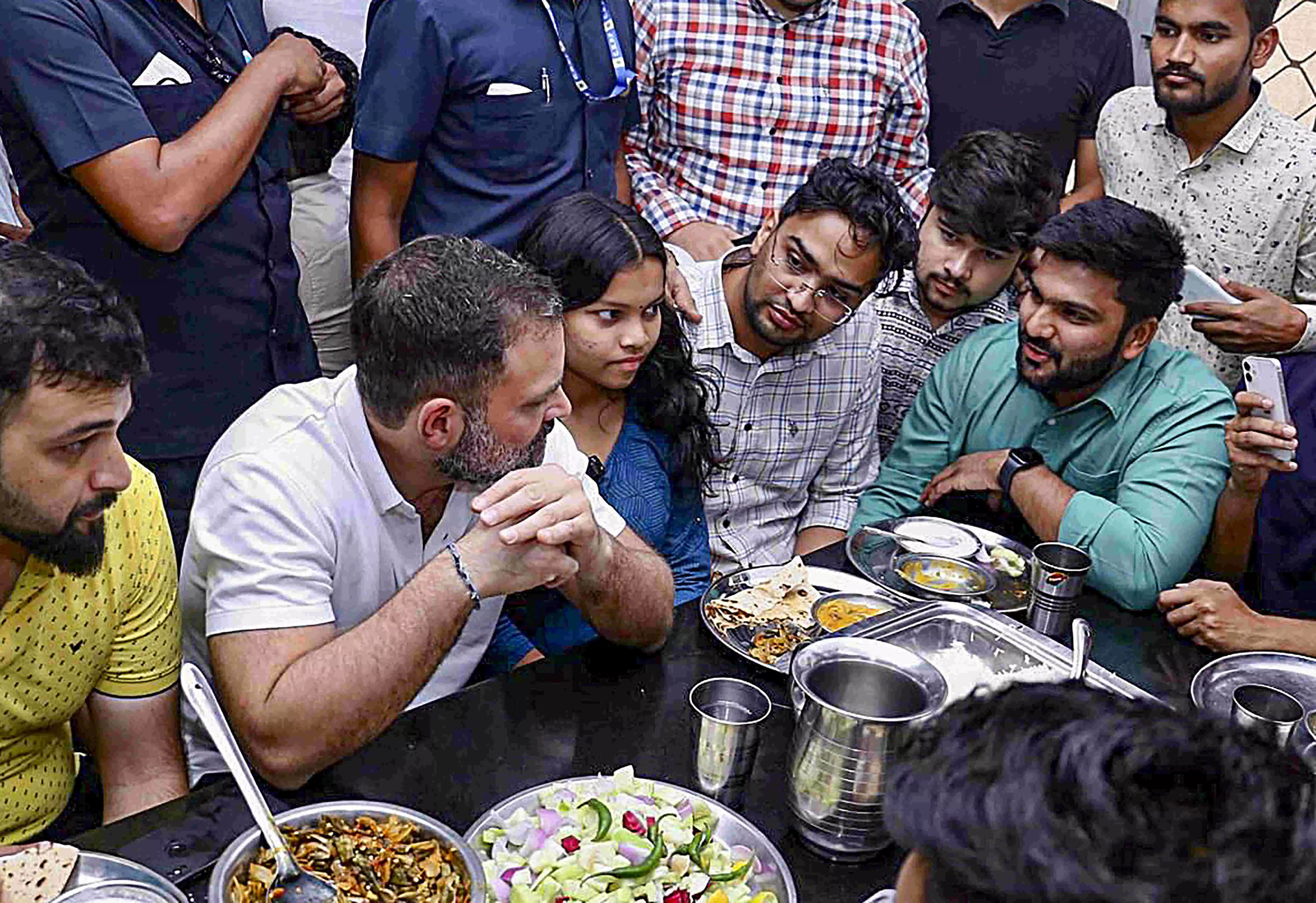 NSUI demands notice to Rahul Gandhi over DU hostel visit be withdrawn NSUI demands notice to Rahul Gandhi over DU hostel visit be withdrawn