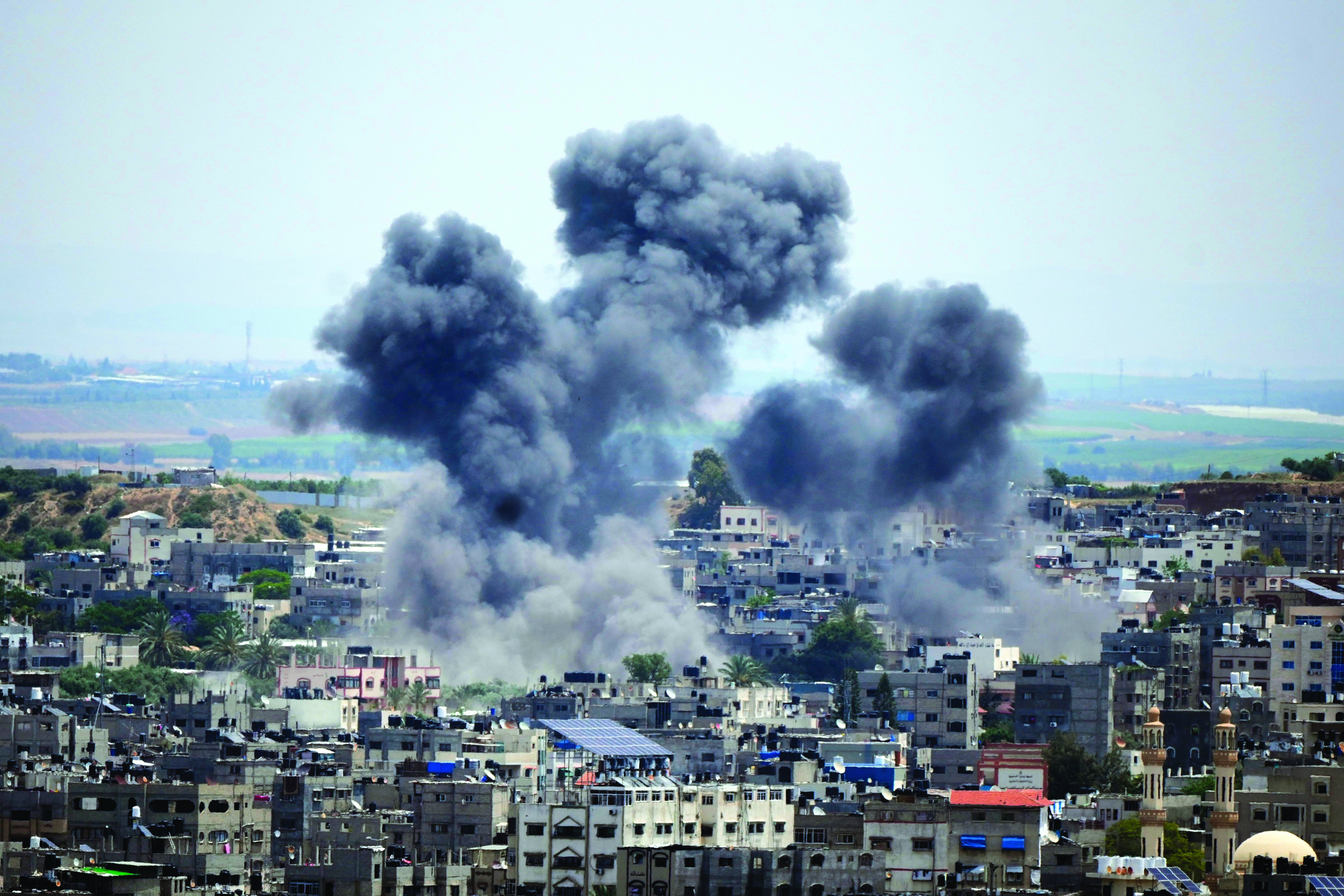 Palestinians, Israelis under fire for 4th day