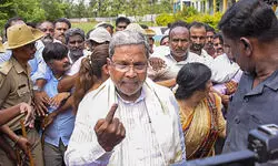 Siddaramaiah top contender for CM post in Karnataka