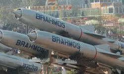 Indian Navy test fires BrahMos missile