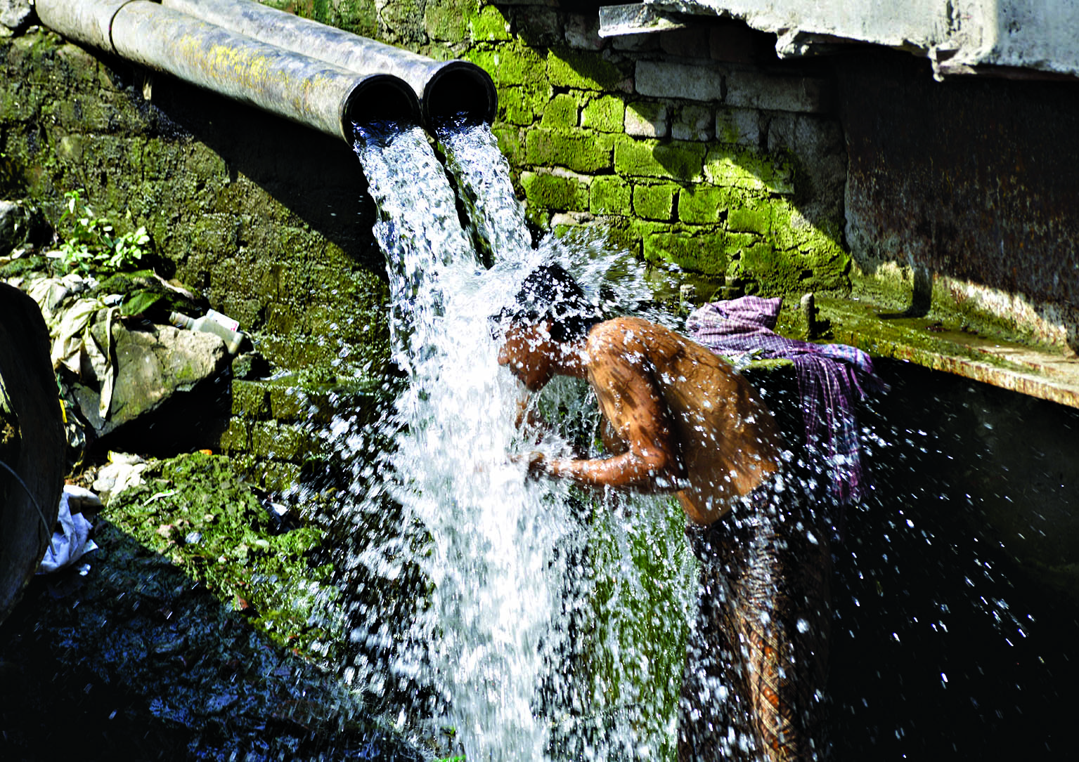 Delhi records max temp of 40.9 Deg C Delhi records max temp of 40.9 Deg C