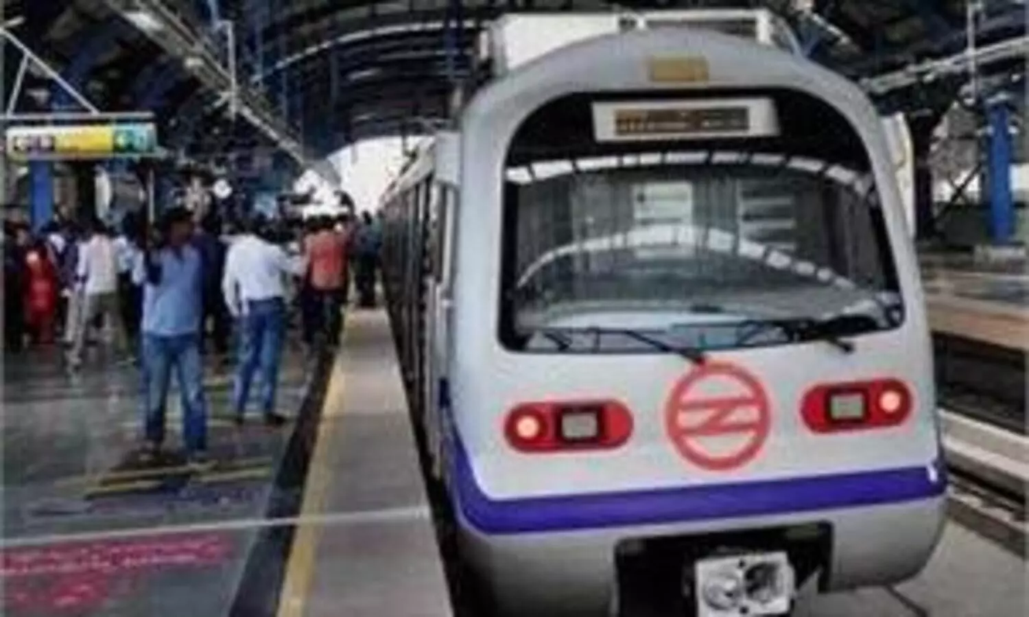 HC directs Delhi govt, DMRC to explore setting up cardiac support facility at 3 major Metro stns