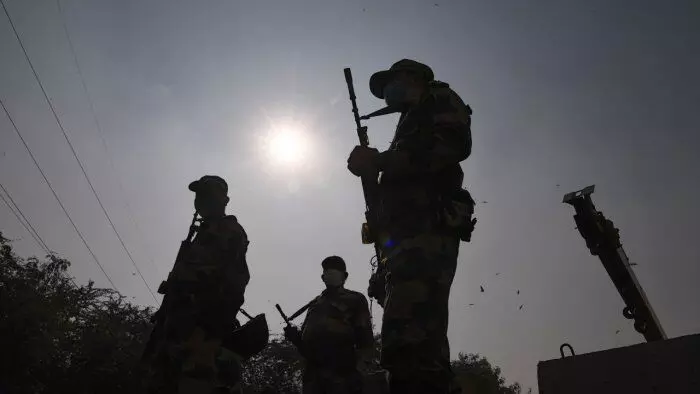 Over 15 kg drugs dropped by Pakistani drone recovered by BSF in Punjab Over 15 kg drugs dropped by Pakistani drone recovered by BSF in Punjab