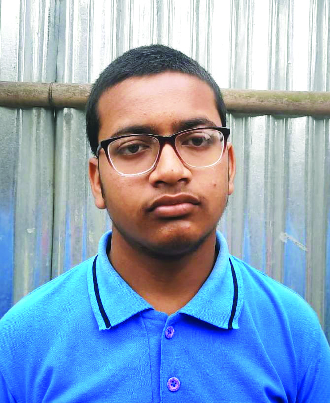 Vegetable vendor’s son ‘proves poverty no bar’ Vegetable vendor’s son ‘proves poverty no bar’