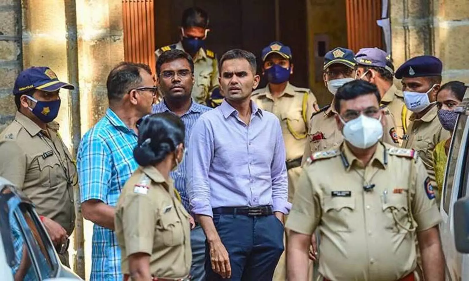 Sameer Wankhede appears before CBI in cruise drug bust bribery case in Mumbai