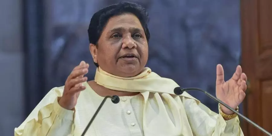 Withdrawal of Rs 2000 currency notes: Mayawati says study should be conducted before taking such decision