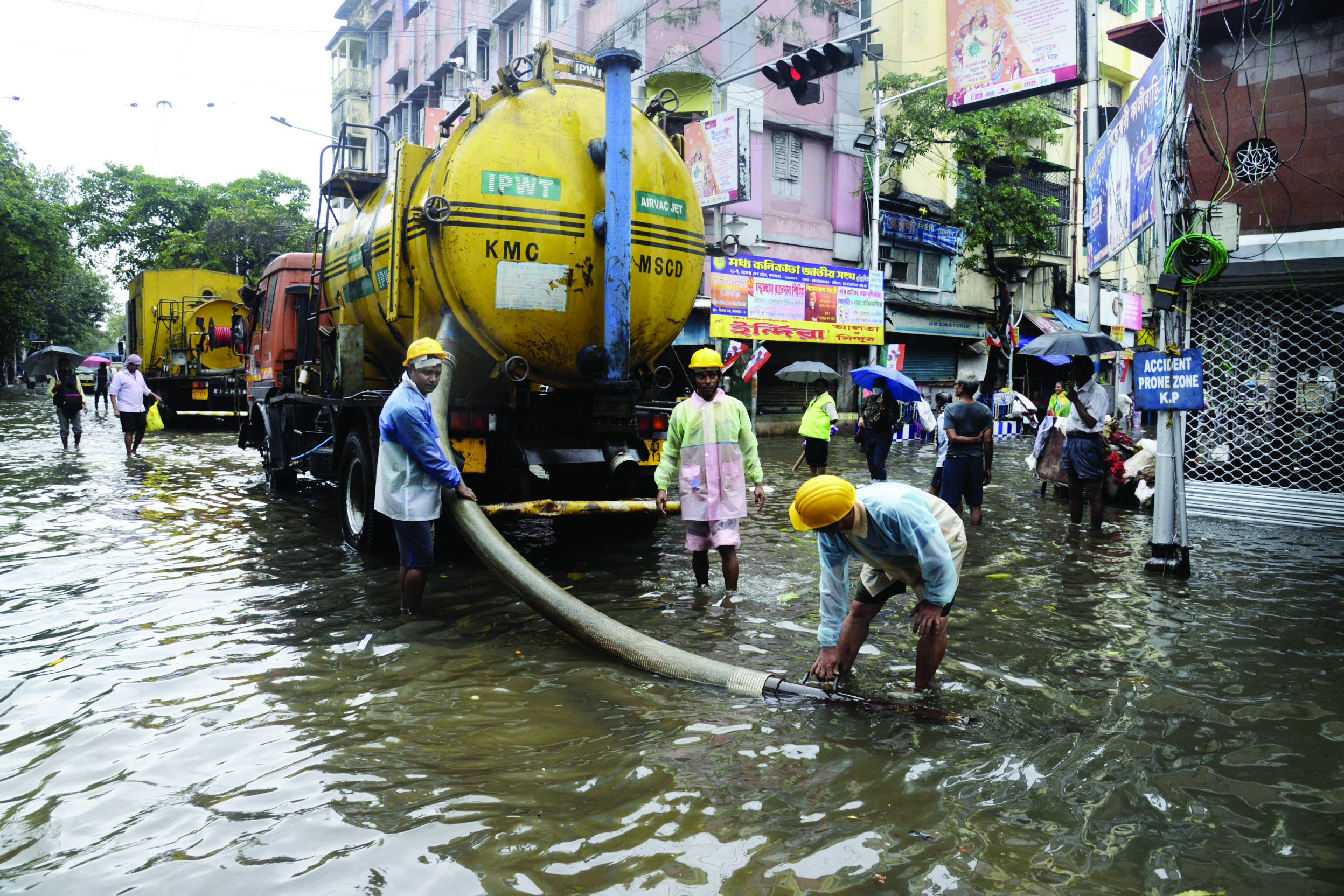 Waterlogging woes: KMC set to procure 186 dewatering pumps