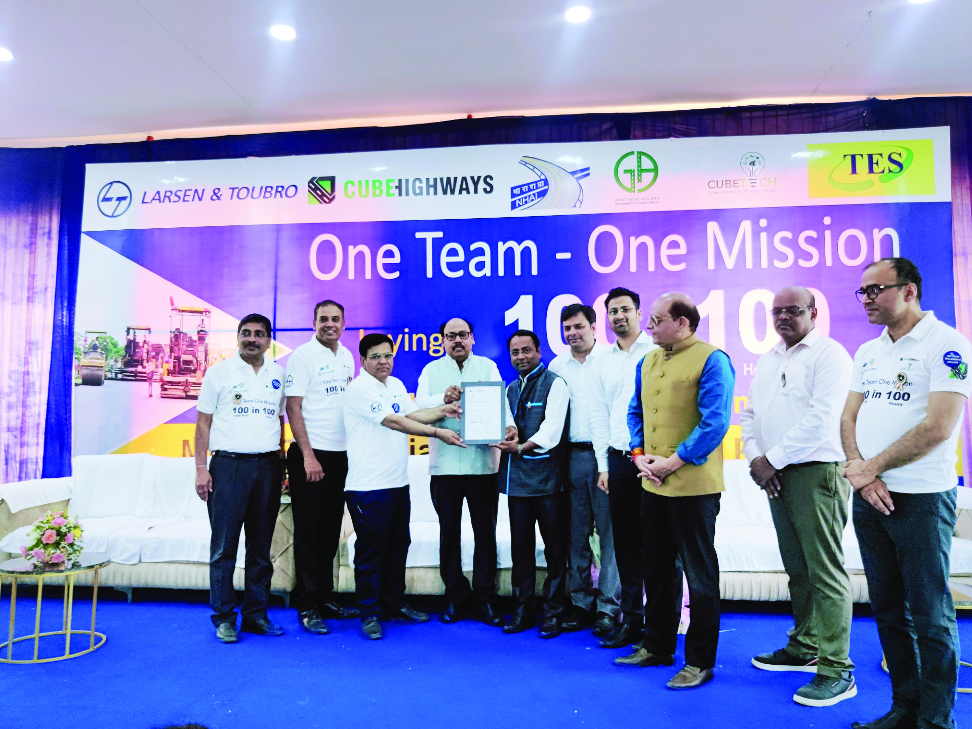 IndianOil contributes to new world record in road construction