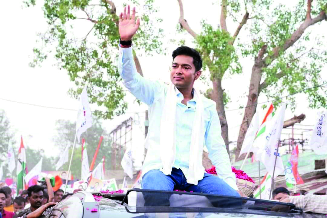 Abhishek covers over 3,100 kms amid thunderous response