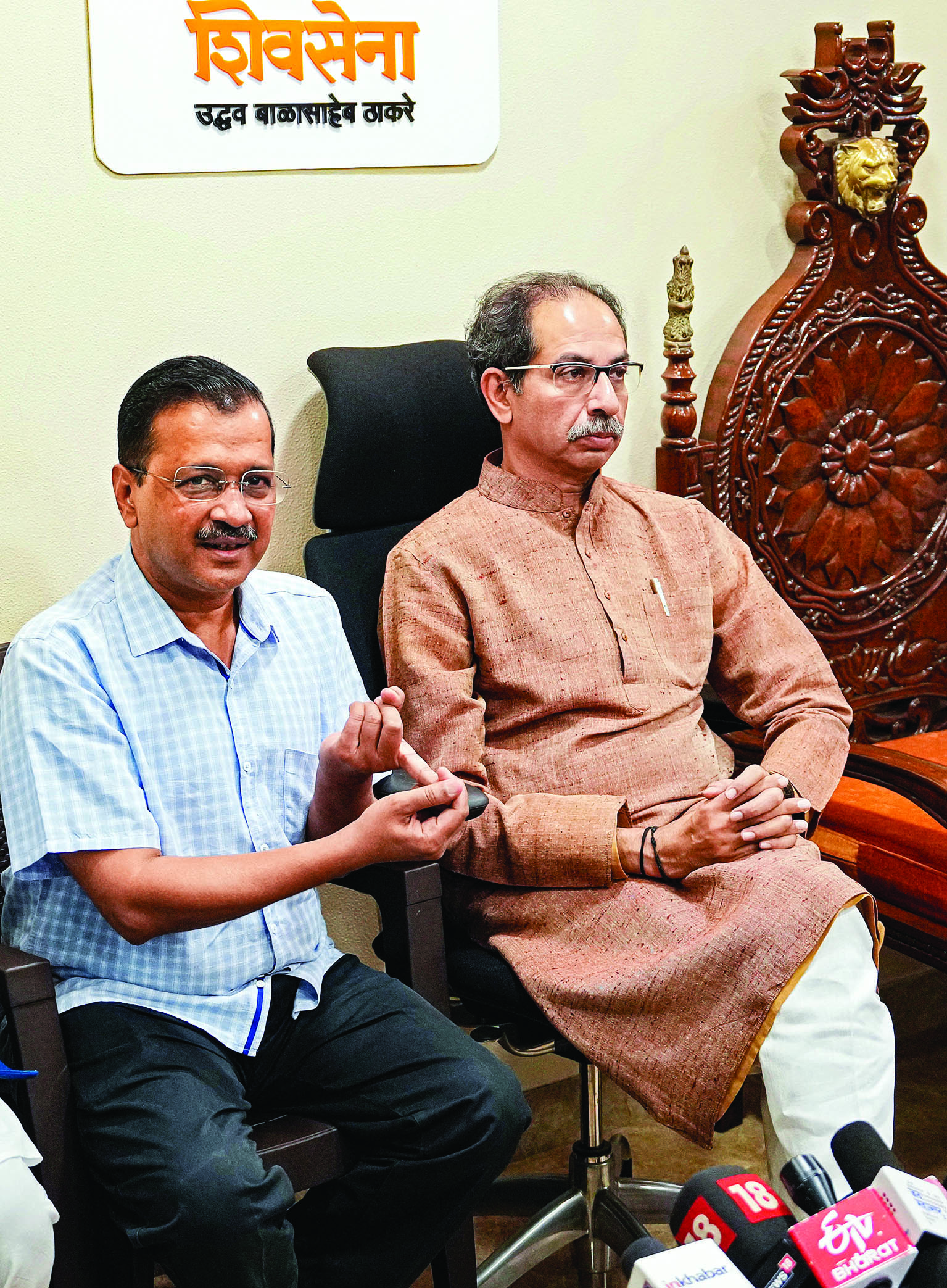 After Mamata, Uddhav agrees to extend support to Kejriwal against Centre’s ordinance