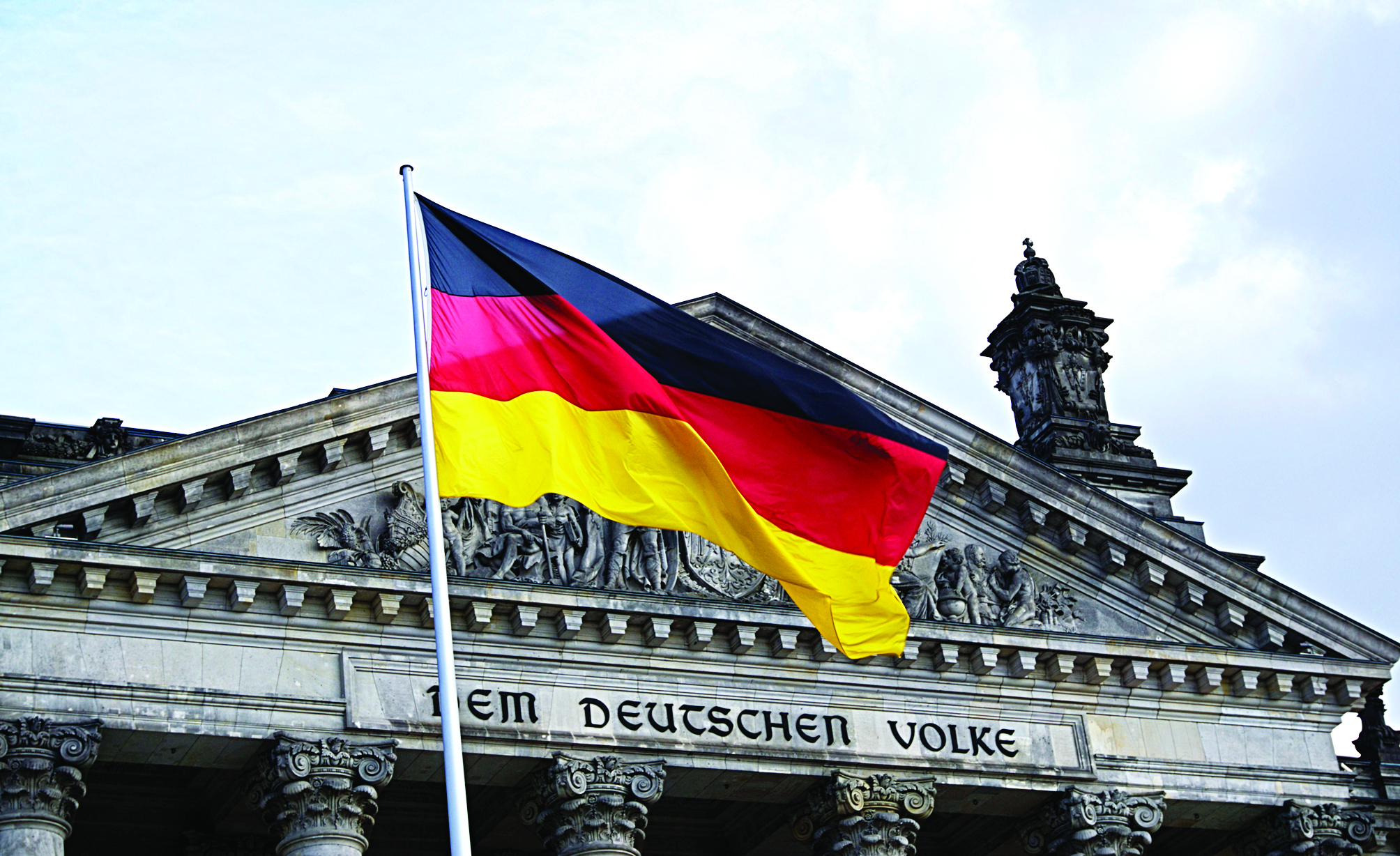 German economy shrinks in 1st qtr, signalling one definition of recession German economy shrinks in 1st qtr, signalling one definition of recession