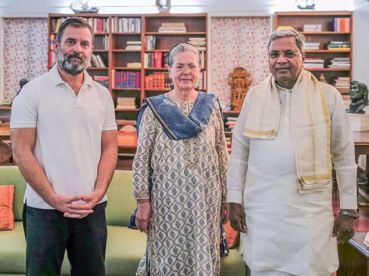 Karnataka CM Siddaramaiah holds meeting with Congress leaders Sonia Gandhi, Rahul Gandhi