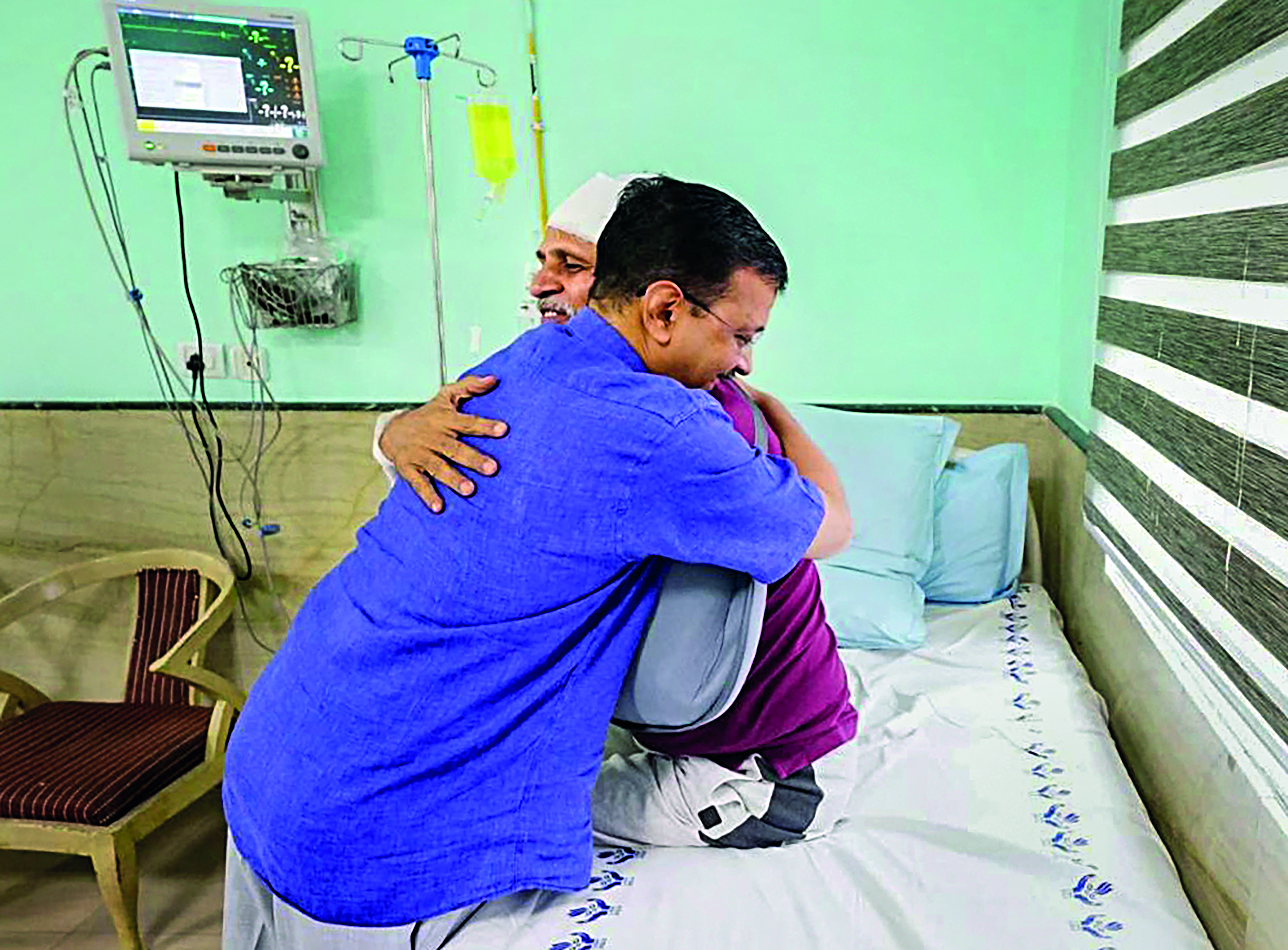 CM Kejriwal meets Satyendar Jain, calls him ‘brave man’, ‘hero’ CM Kejriwal meets Satyendar Jain, calls him ‘brave man’, ‘hero’