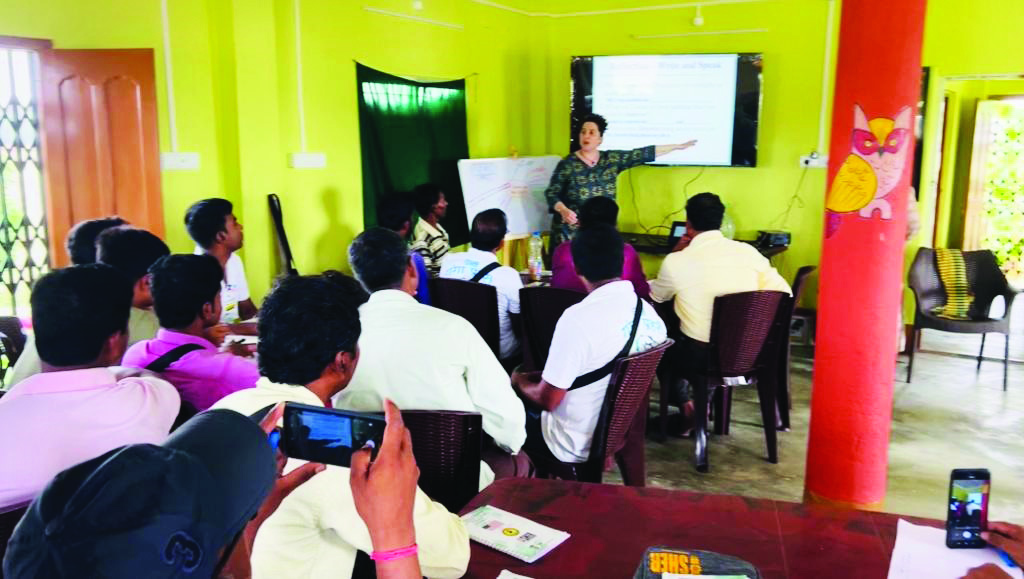 Sunderbans: Skill-building prog for eco-tourist guides held
