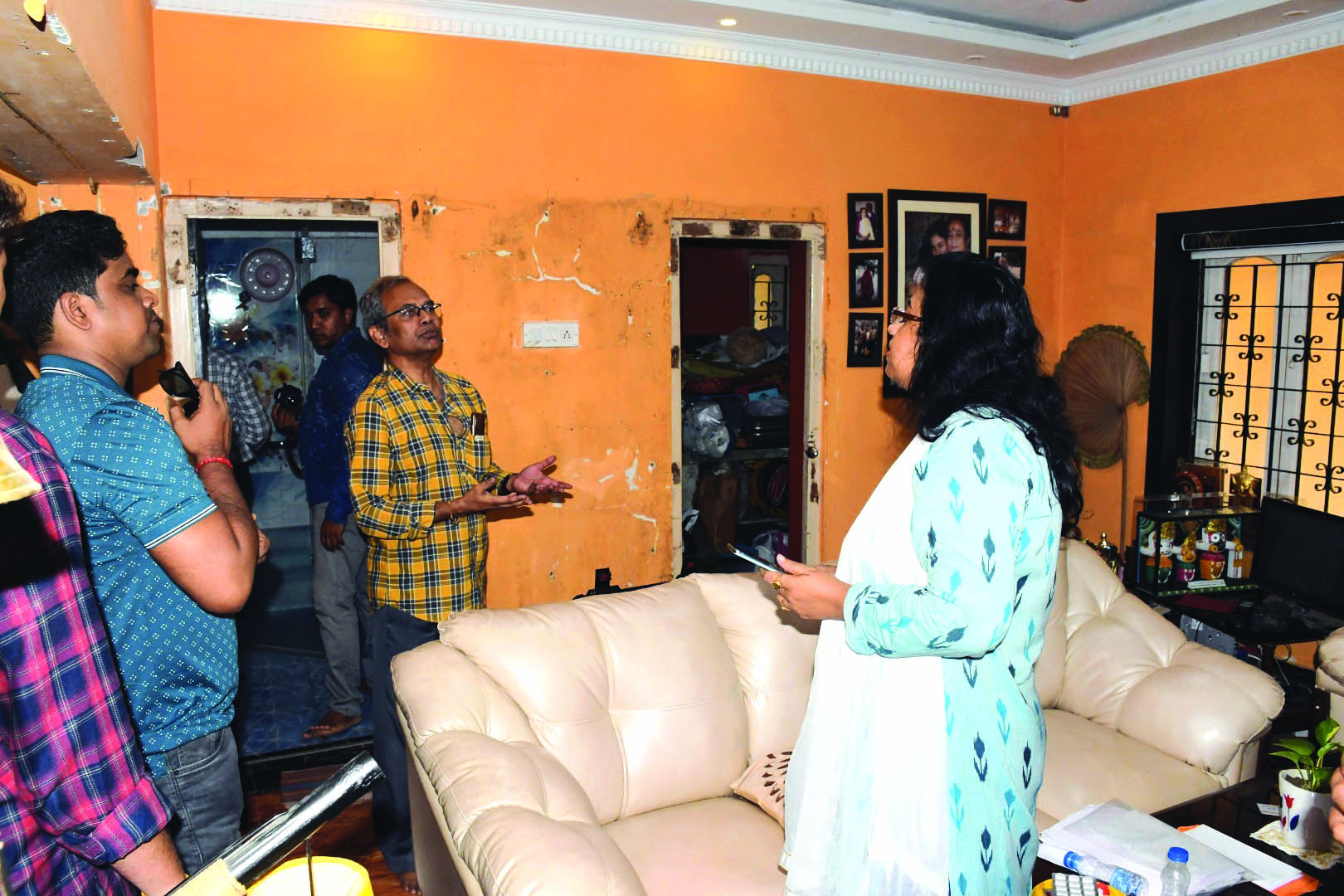 Theft at councillor’s flat, plaint lodged