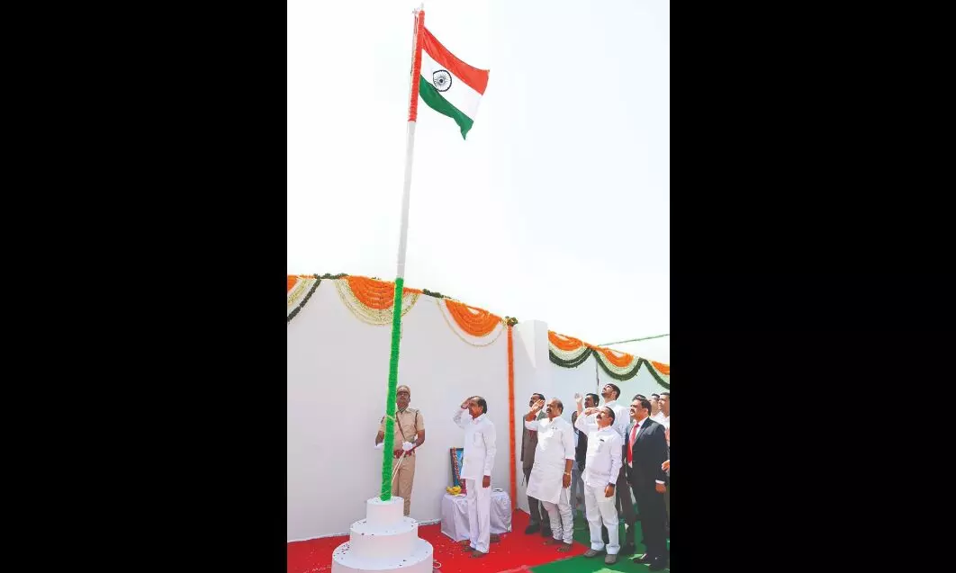 KCR: Telangana per capita income soars to Rs 3.17L KCR: Telangana per capita income soars to Rs 3.17L
