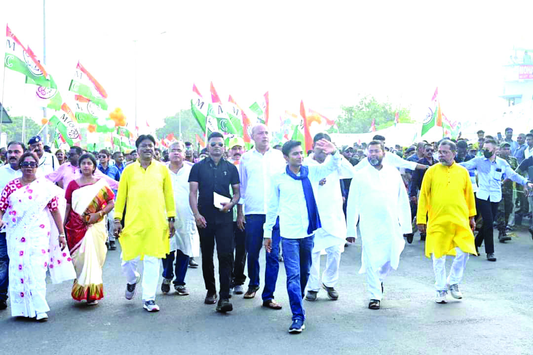 Abhishek tweaks Naba-jowar schedule: To focus more on roadshows now