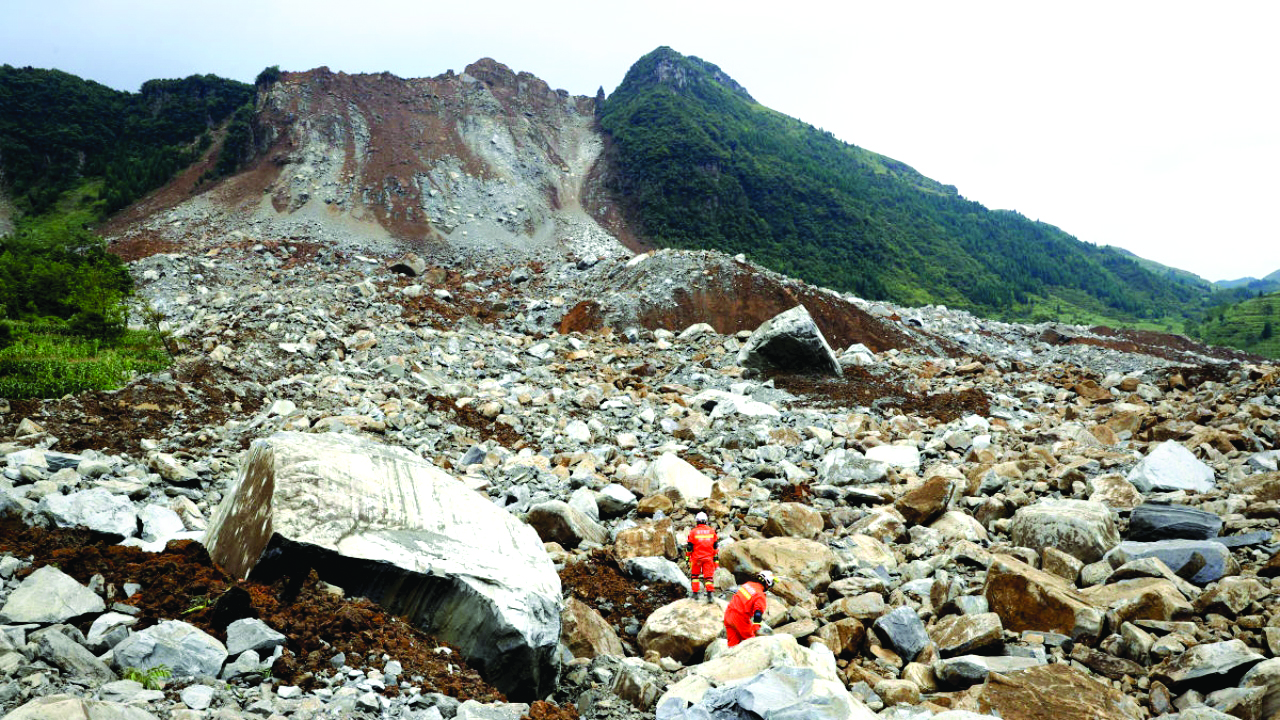 At least 14 killed in China mountain collapse: Official