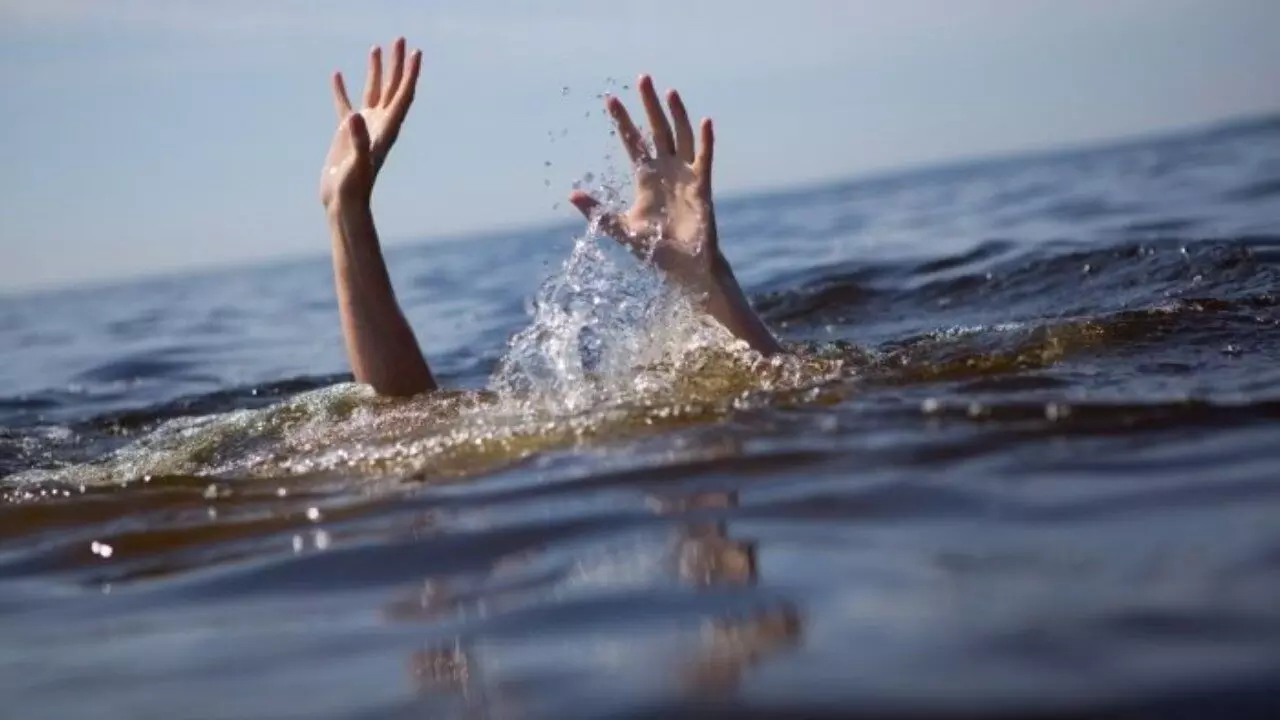 Both teens missing from Kozhikode beach drowned; bodies recovered