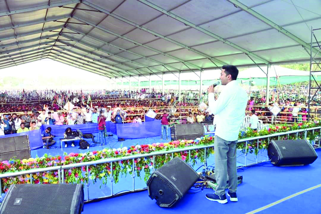 Adequate funds weren’t diverted to Railways to check accidents, says Abhishek Adequate funds weren’t diverted to Railways to check accidents, says Abhishek