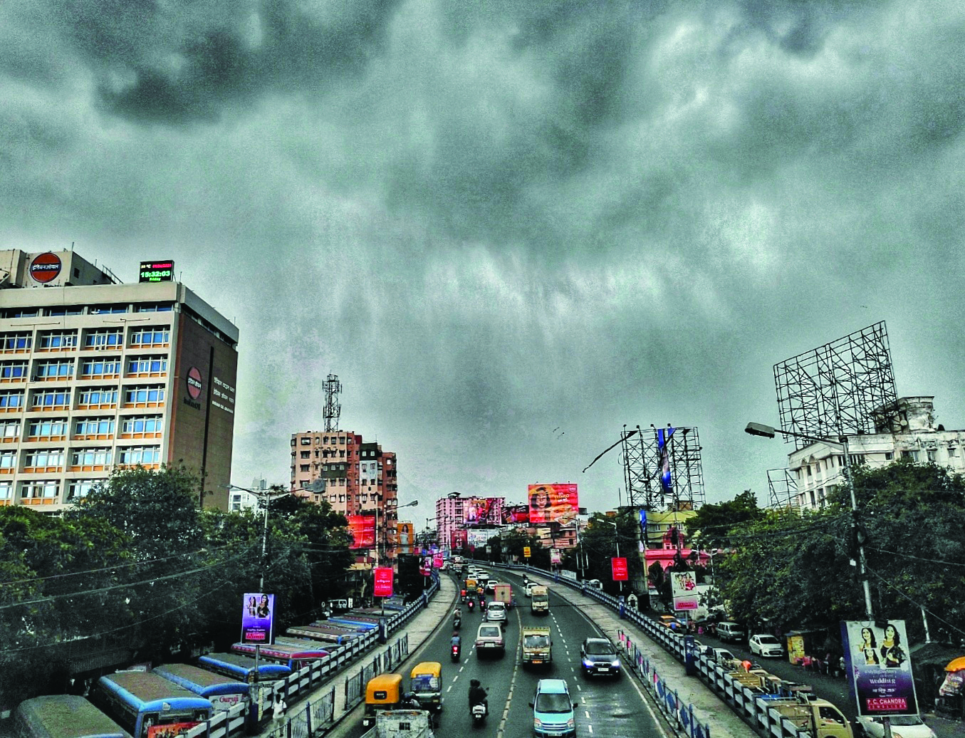 Kol: 2 women dead in lightning strike