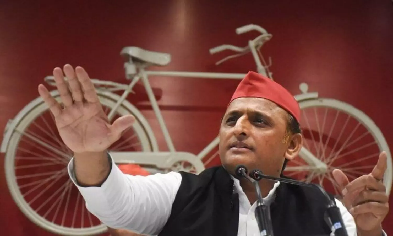 80 harao, Bjp hatao, Akhileshs slogan to remove BJP in 2024