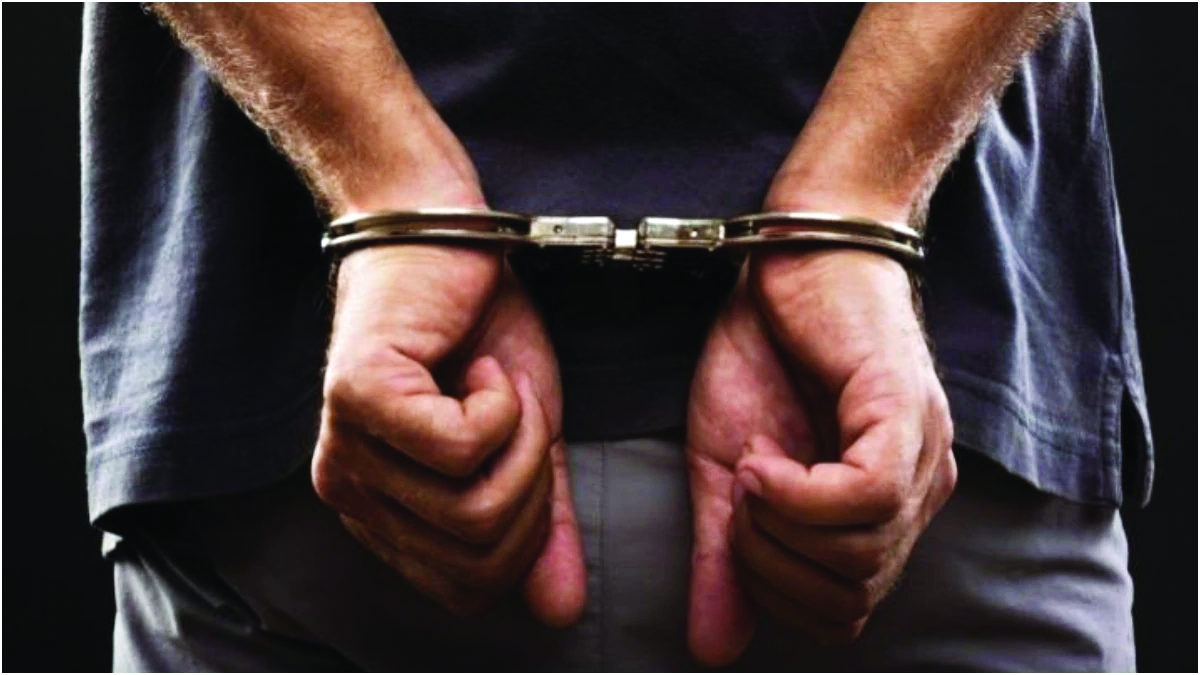 Inter-state arms syndicate busted, 4 held