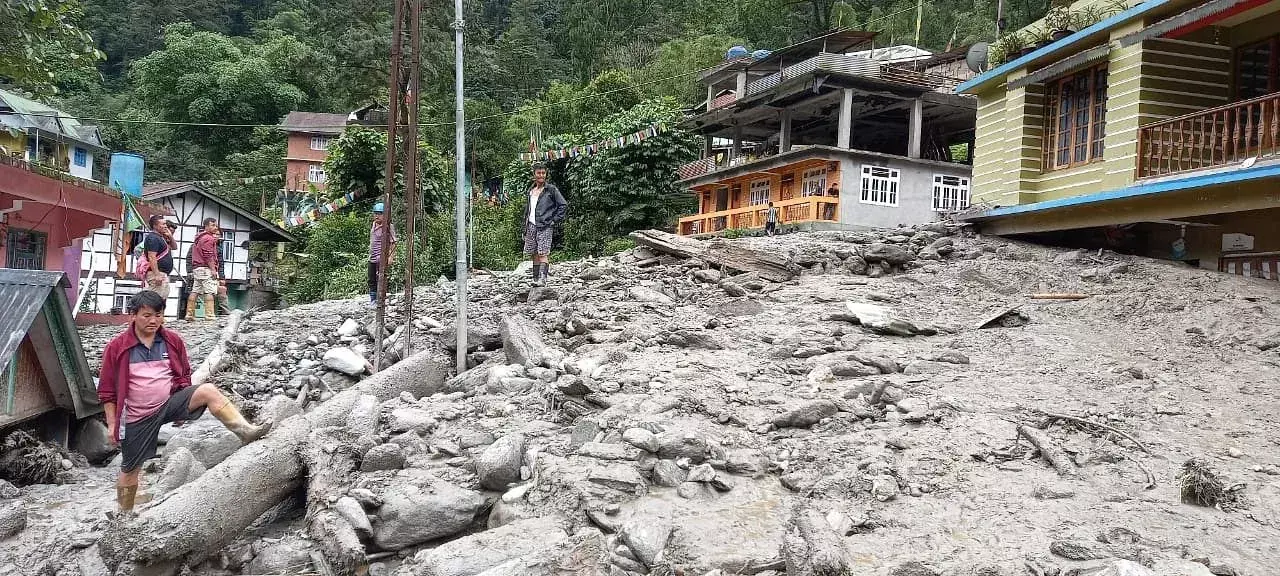 North Sikkim witnesses flash flood North Sikkim witnesses flash flood