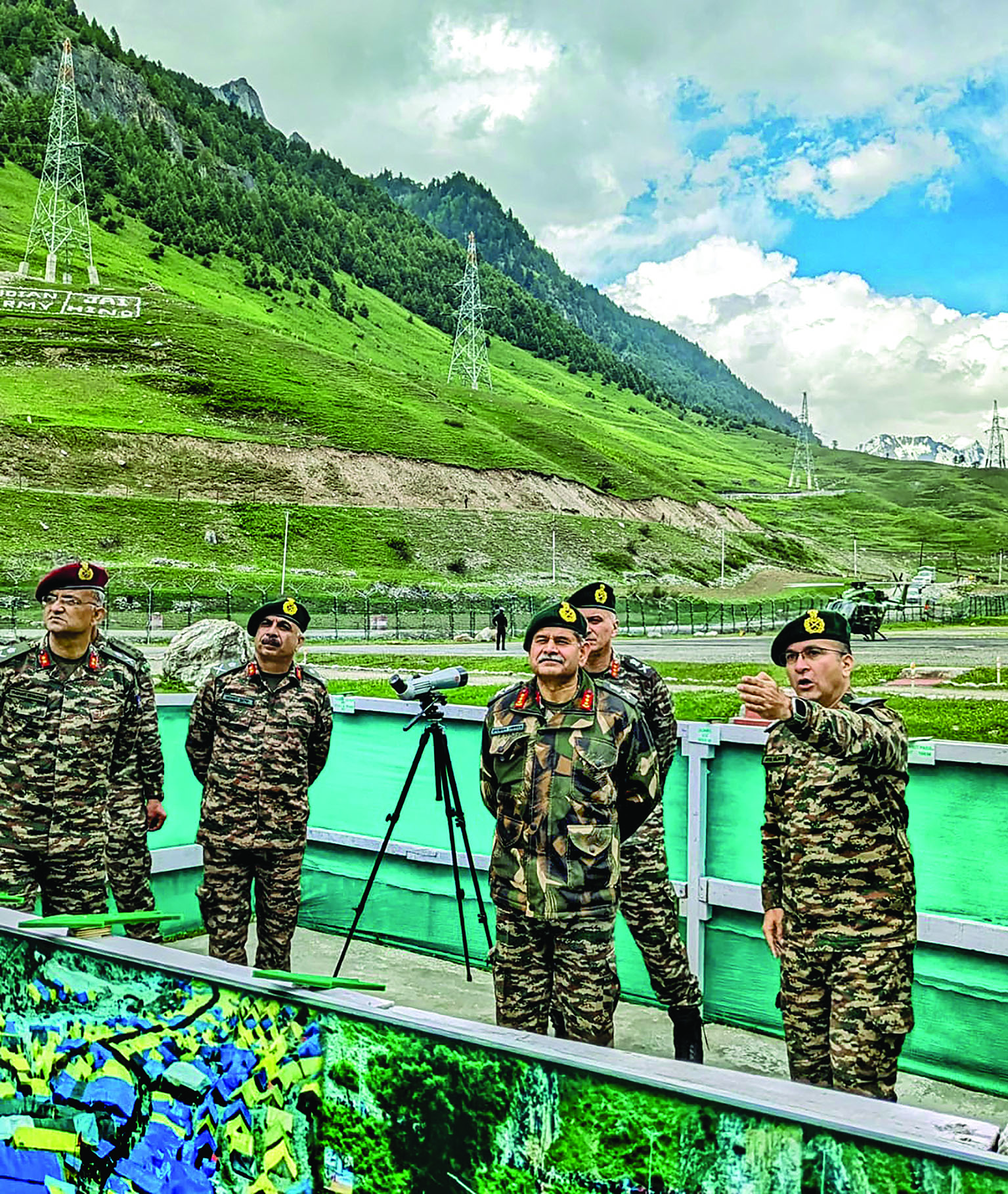 Army commander reviews upcoming Amarnath Yatra