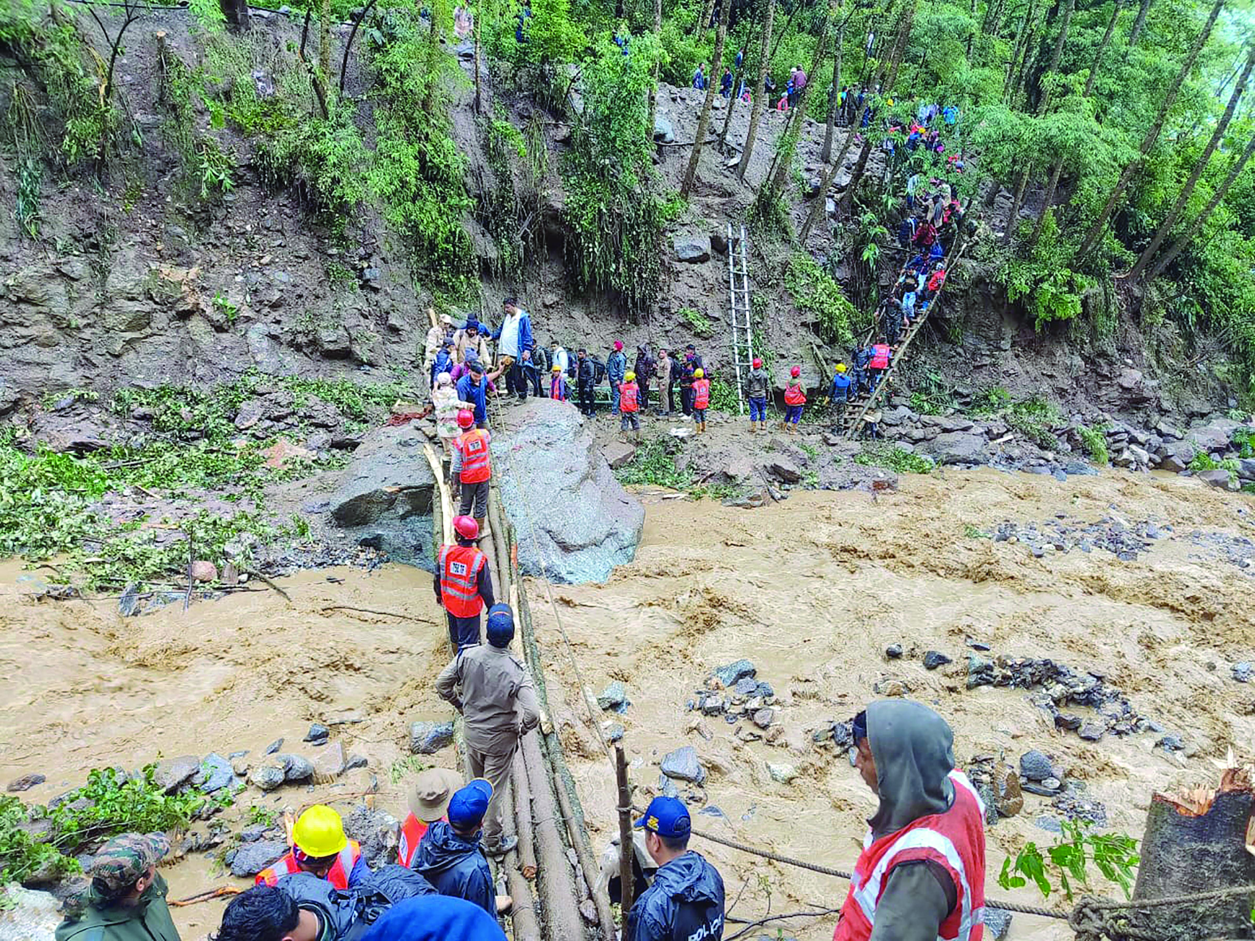 Incessant rains cause havoc in Darjeeling and Sikkim Incessant rains cause havoc in Darjeeling and Sikkim