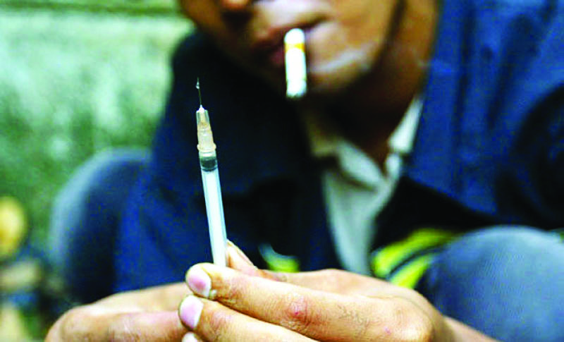 Need to introduce awareness programmes in school curriculum to tackle addiction: Experts